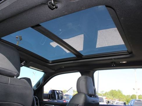 Used 2022 RAM 1500 Big Horn AWD/4WD image 25