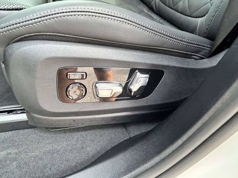 Used 2026 BMW X5 M60i w/ Executive Package AWD/4WD image 16
