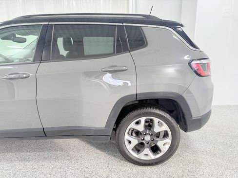 Used 2019 Jeep Compass Limited w/ Safety & Security Group image 5
