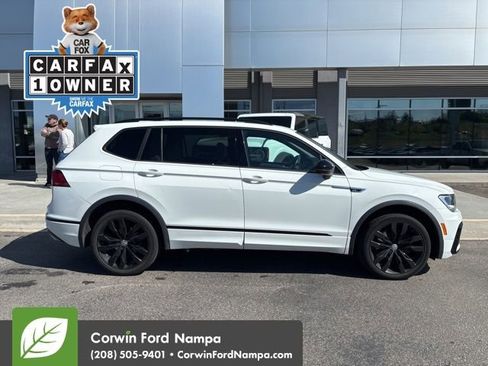 Used 2020 Volkswagen Tiguan SE R-Line FWD image 4
