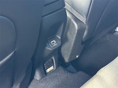 Used 2019 Jeep Renegade Limited w/ UConnect 8.4 Nav Group image 13