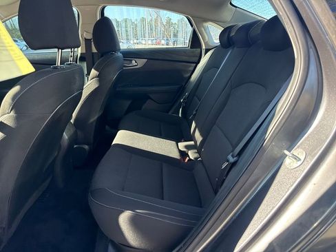 Used 2021 Kia Forte LXS image 26