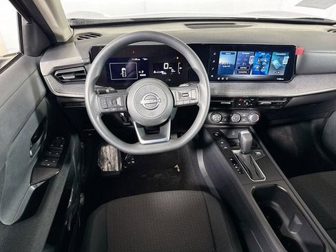 New 2026 Nissan Kicks S image 18