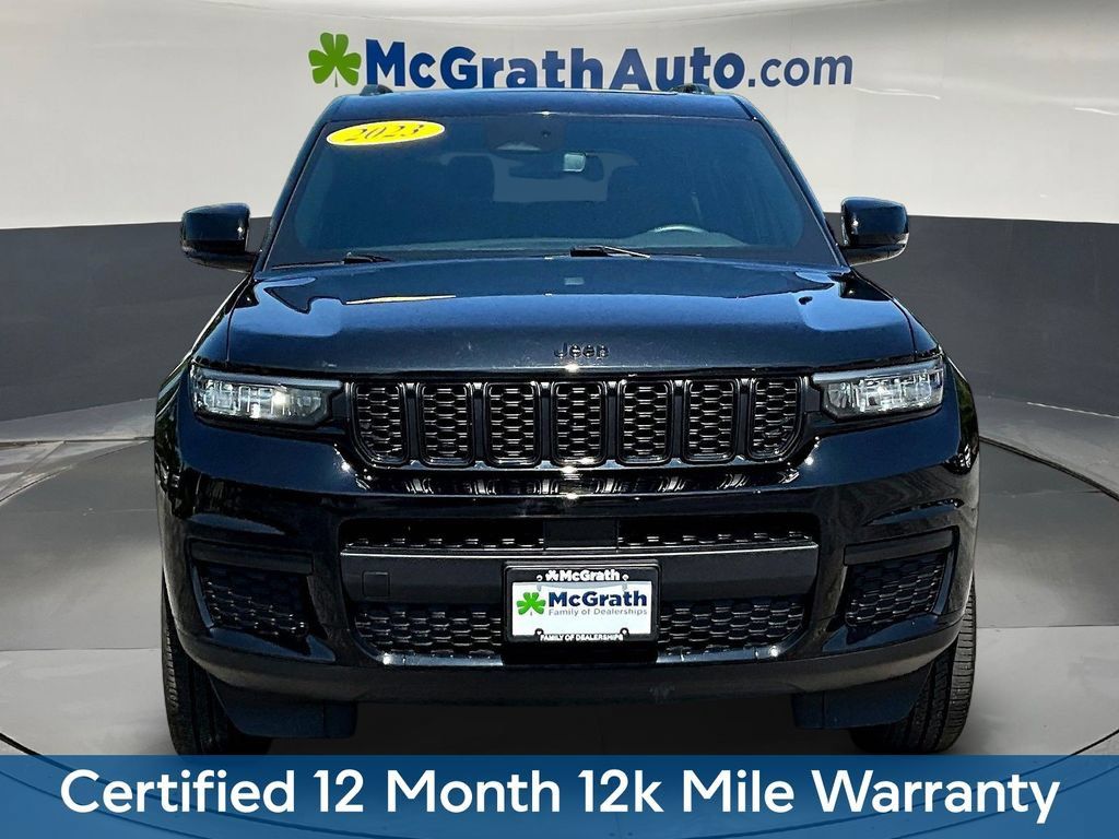 Used 2023 Jeep Grand Cherokee L Laredo AWD/4WD image 2
