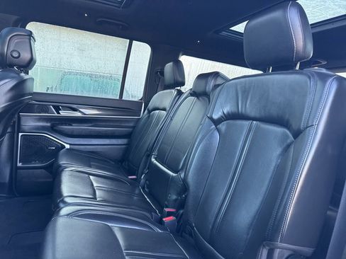 Used 2022 Jeep Wagoneer Series I w/ Premium Group I image 31