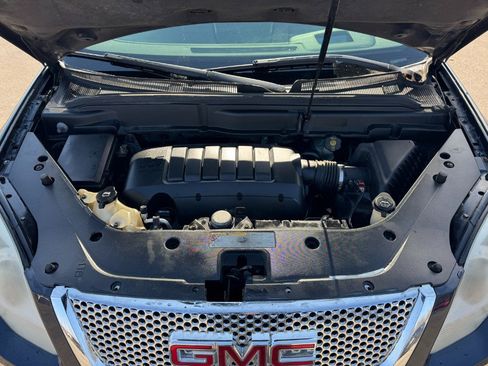 Used 2012 GMC Acadia Denali image 26