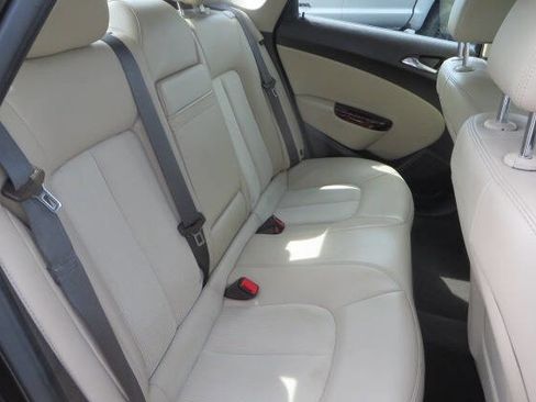 Used 2014 Buick Verano FWD image 28