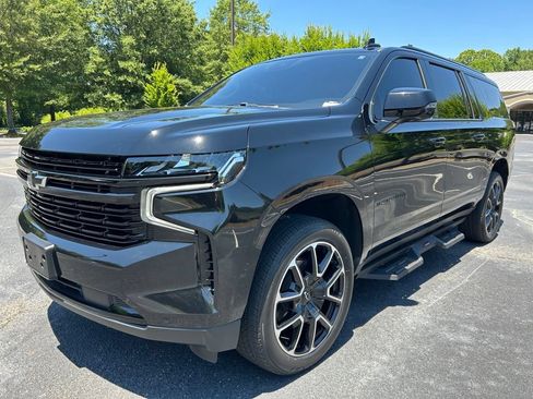 Used 2024 Chevrolet Suburban RST w/ Luxury Package RWD image 68