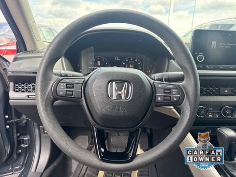 Used 2025 Honda Accord LX image 13