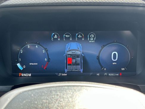 Used 2025 Ford F150 XLT w/ Equipment Group 301A Standard RWD image 31