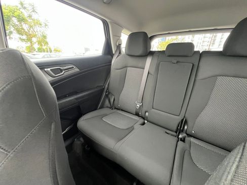 Used 2025 Kia Sportage LX FWD image 44