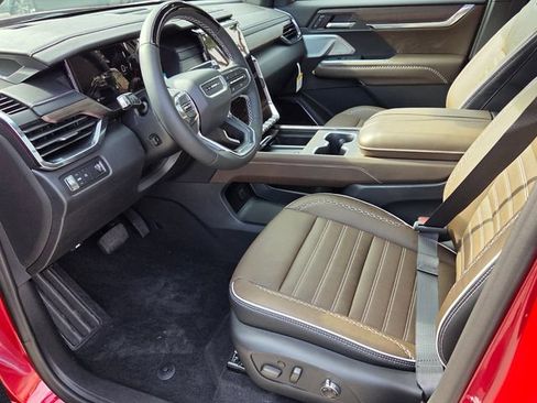 New 2026 GMC Acadia Denali Ultimate FWD image 5