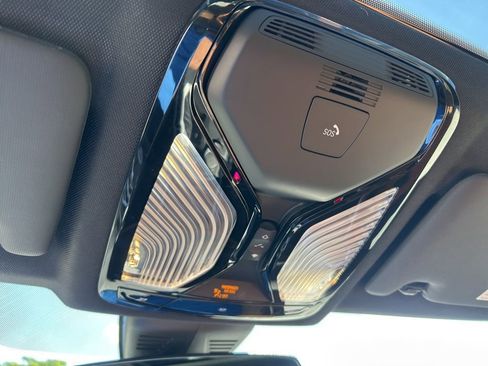 Used 2025 BMW 330i xDrive Sedan image 47