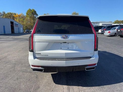 Used 2021 Cadillac Escalade Premium Luxury w/ Driver Assist Tech Package image 4