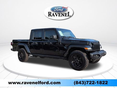 Used 2022 Jeep Gladiator Sport AWD/4WD image 1