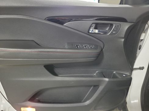 Used 2023 Honda Ridgeline Black Edition image 19
