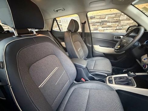 Certified 2026 Hyundai Venue SEL FWD image 17