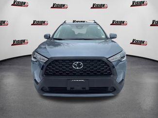 Used 2023 Toyota Corolla Cross LE w/ Moonroof Package video 2