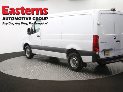 Used 2019 Freightliner Sprinter 2500 RWD image 59