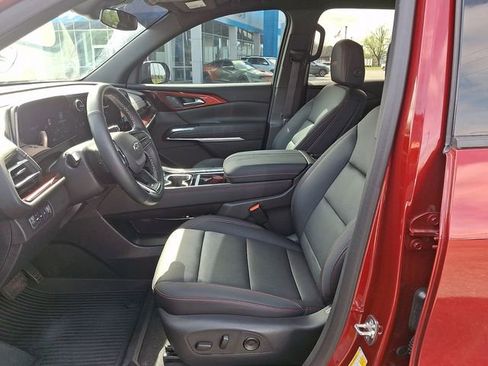 Certified 2025 Chevrolet Traverse Z71 w/ Driver Confidence Package AWD/4WD image 13