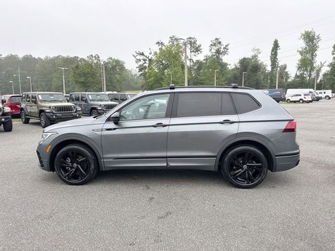 Used 2023 Volkswagen Tiguan SE R-Line FWD image 7