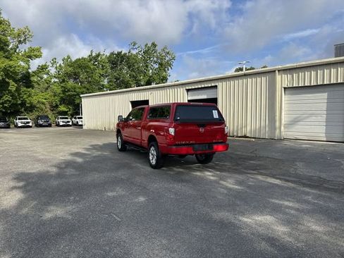 Used 2023 Nissan Titan SV w/ SV Convenience Package AWD/4WD image 7