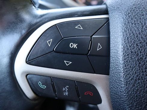 Used 2014 Jeep Cherokee Limited w/ Technology Group AWD/4WD image 30