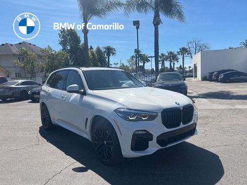 Used 2021 BMW X5 M50i w/ Premium Package image 1