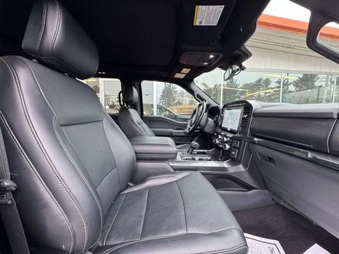 Used 2022 Ford F150 XLT w/ Equipment Group 302A High image 11