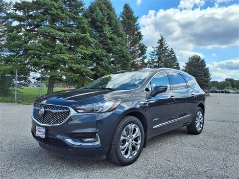 Used 2021 Buick Enclave Avenir w/ Avenir Technology Package image 3