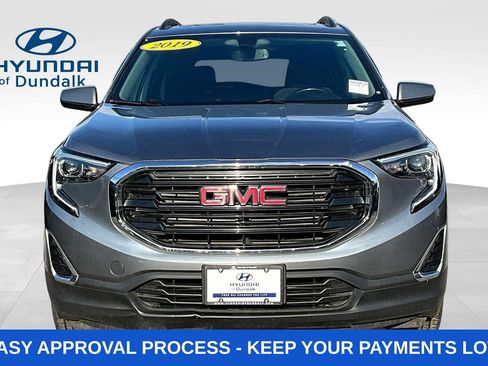 Used 2019 GMC Terrain SLE w/ Driver Convenience Package AWD/4WD image 2