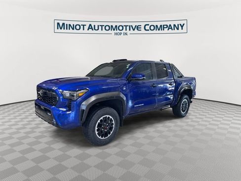 Used 2024 Toyota Tacoma TRD Off-Road AWD/4WD image 5