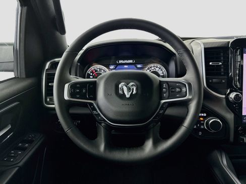 Used 2025 RAM 1500 Big Horn AWD/4WD image 11