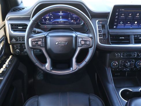 Used 2023 Chevrolet Suburban RST w/ Luxury Package image 10