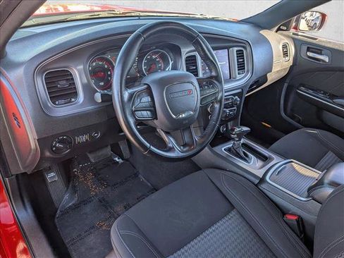 Used 2023 Dodge Charger SXT image 9