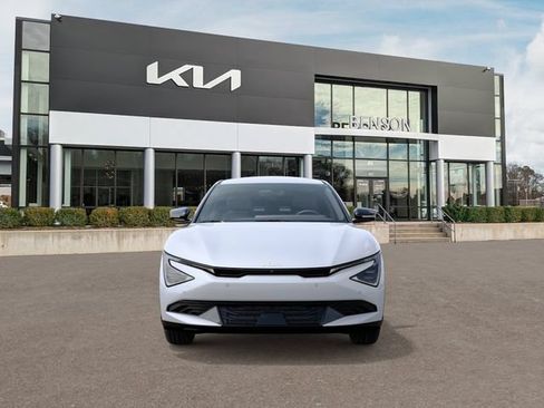 New 2026 Kia EV6 Light RWD image 3
