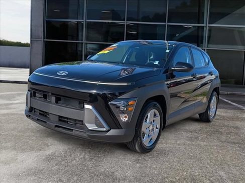 Used 2026 Hyundai Kona SE FWD image 5