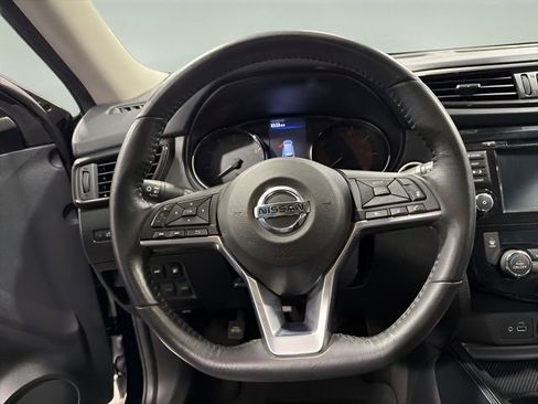 Used 2018 Nissan Rogue SL image 15
