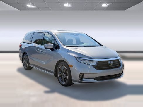 Used 2023 Honda Odyssey Elite image 7