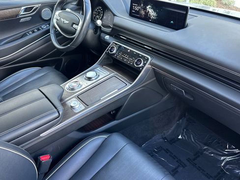 Used 2024 Genesis GV80 3.5T w/ Advanced Package image 18