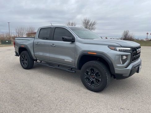 Used 2025 GMC Canyon Elevation w/ Convenience Package image 1