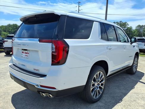New 2026 GMC Yukon Denali w/ Denali Reserve Package AWD/4WD image 7