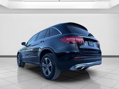 Used 2019 Mercedes-Benz GLC 300 4MATIC image 4