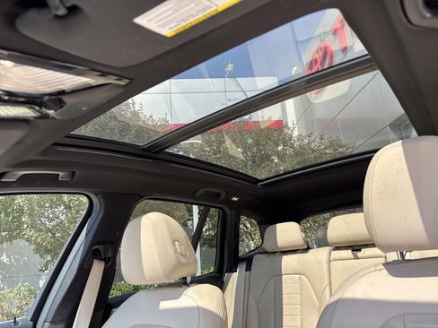 Used 2019 BMW X3 xDrive30i w/ Executive Package AWD/4WD image 37