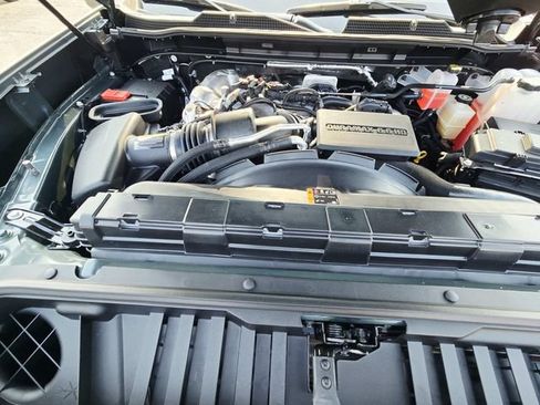 New 2026 Chevrolet Silverado 2500 ZR2 w/ LPO, Dark Essentials Package AWD/4WD image 25