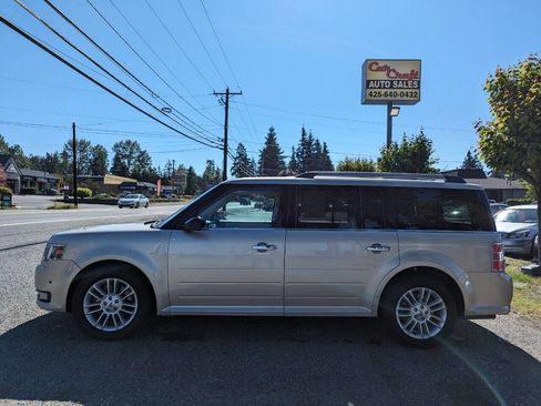 Used 2018 Ford Flex SEL w/ Equipment Group 202A image 3