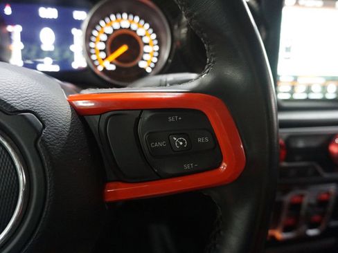 Used 2022 Jeep Gladiator Sport AWD/4WD image 8