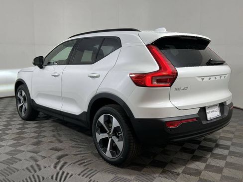 Used 2026 Volvo XC40 B5 Plus w/ Climate Package AWD/4WD image 6