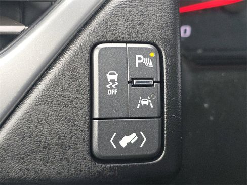 Used 2020 Chevrolet Tahoe LT image 24