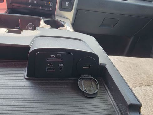 Used 2015 RAM 1500 Outdoorsman RWD image 13